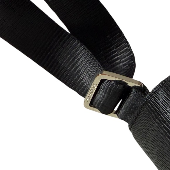Harveys Seatbelt Bag Black Messenger Crossbody Made in USA Adjustable Strap 11" - Picture 6 of 9